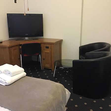 Trevelyan Hotel Ilford Luaran gambar
