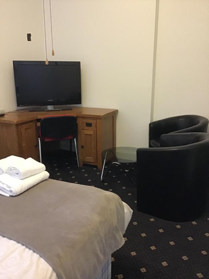 Trevelyan Hotel Ilford Luaran gambar