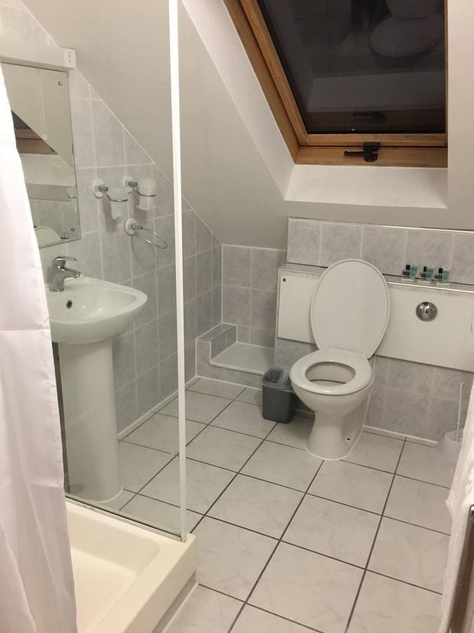 Trevelyan Hotel Ilford Luaran gambar