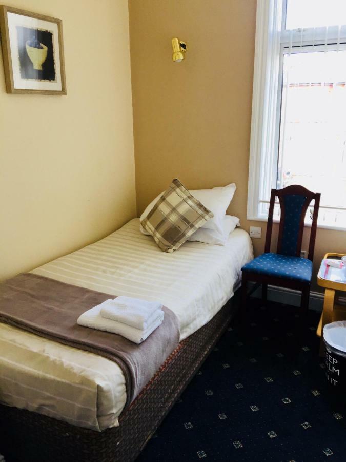 Trevelyan Hotel Ilford Luaran gambar